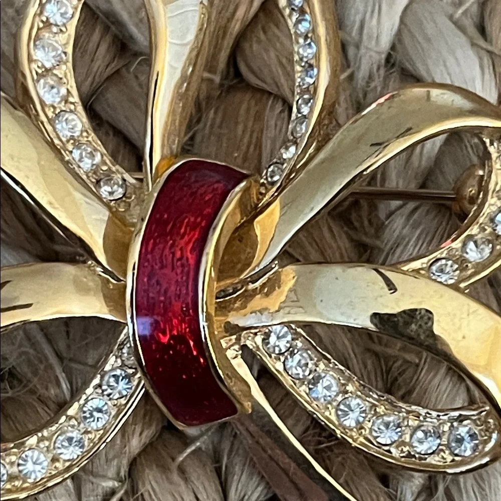 Vintage Roman‎ Gold Tone and Red Enamel Bow Brooch with Rhinestones